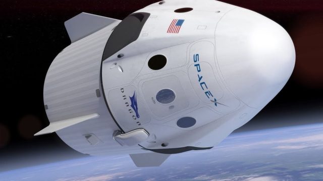 SpaceX dikabarkan bakal invest Rp32 triliun ke xAI, menandai langkah strategis Elon Musk integrasikan teknologi AI ke berbagai lini bisnisnya. | Foto: bbc.com