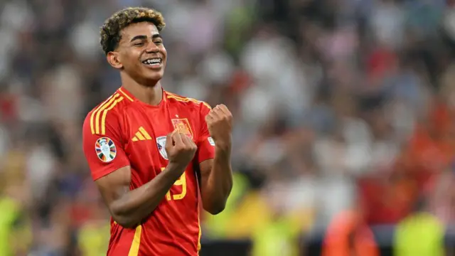 Daftar 10 Pemain Bola dengan Gaji Tertinggi 2025, Ronaldo Sentuh Rp4,5 Triliun