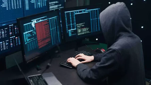 Situs resmi Disdik Depok sempat menampilkan konten judi online dan kini telah ditangani oleh pihak terkait.